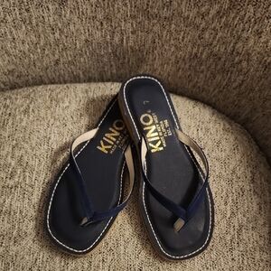 Kino Navy Women's Leather Thong Sandals